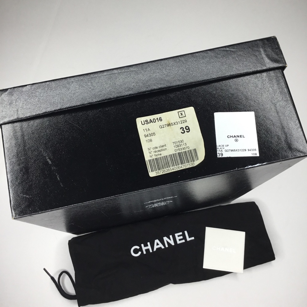 {Chanel} Leather Perforated Hi Top Sneaker Size 39 - Picture 15 of 15